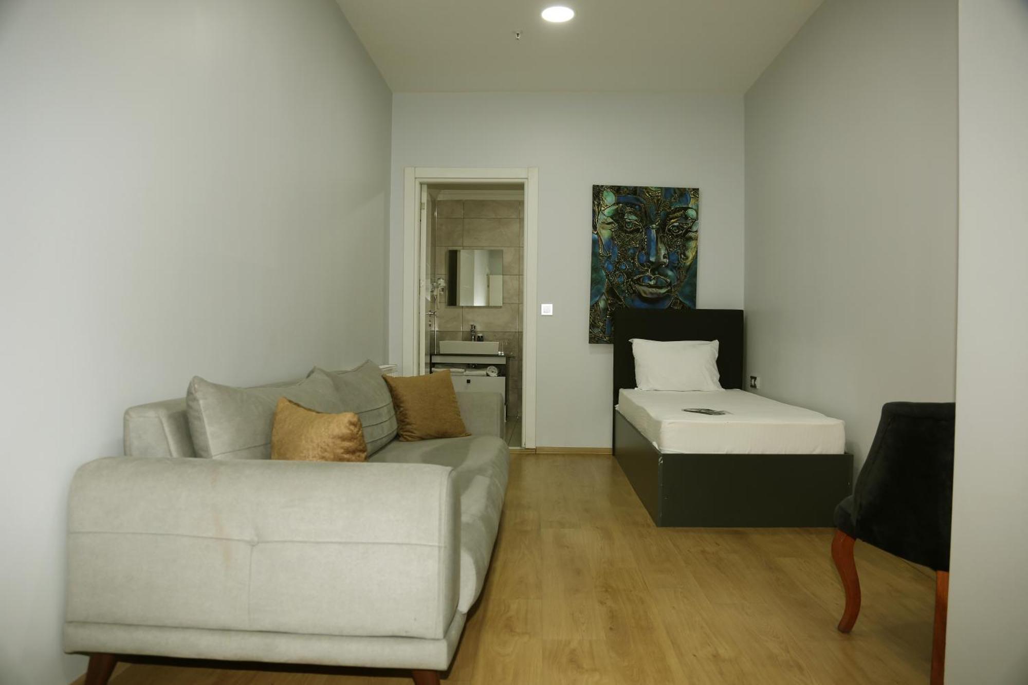 Zoom Hotel Istanbul Bagian luar foto