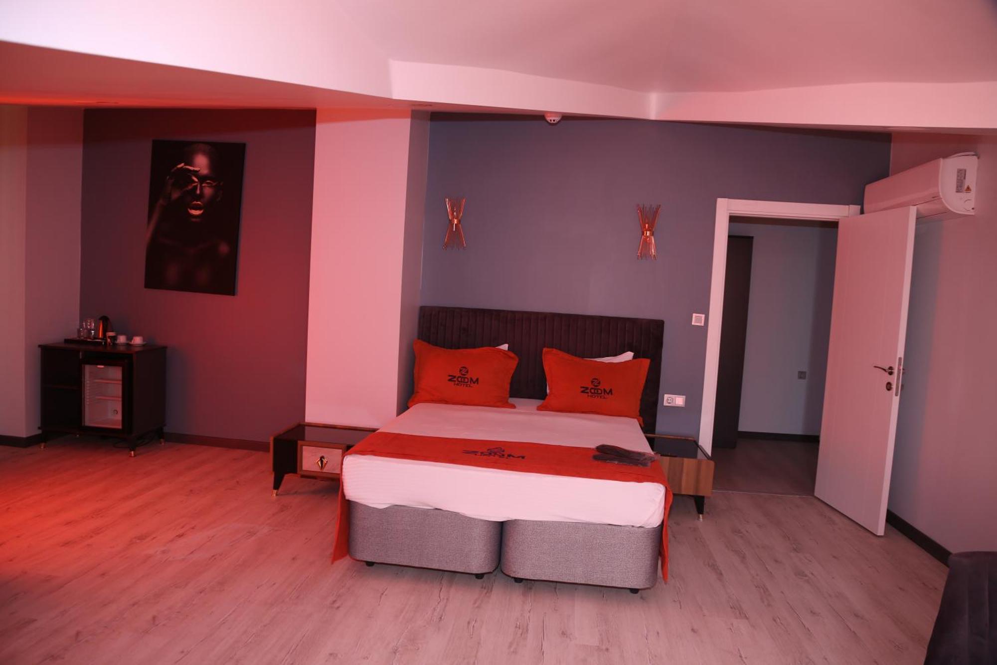 Zoom Hotel Istanbul Bagian luar foto