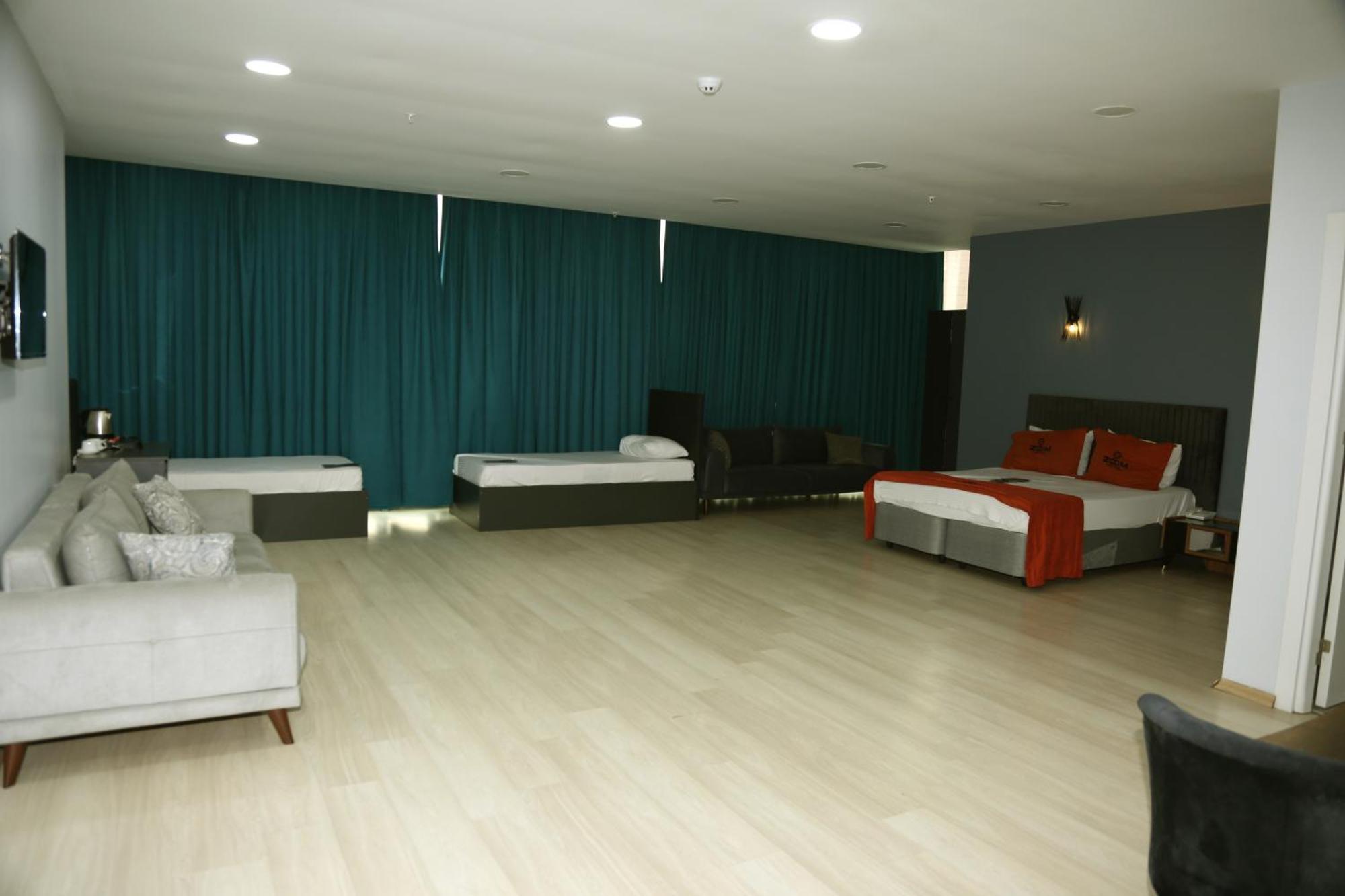 Zoom Hotel Istanbul Bagian luar foto