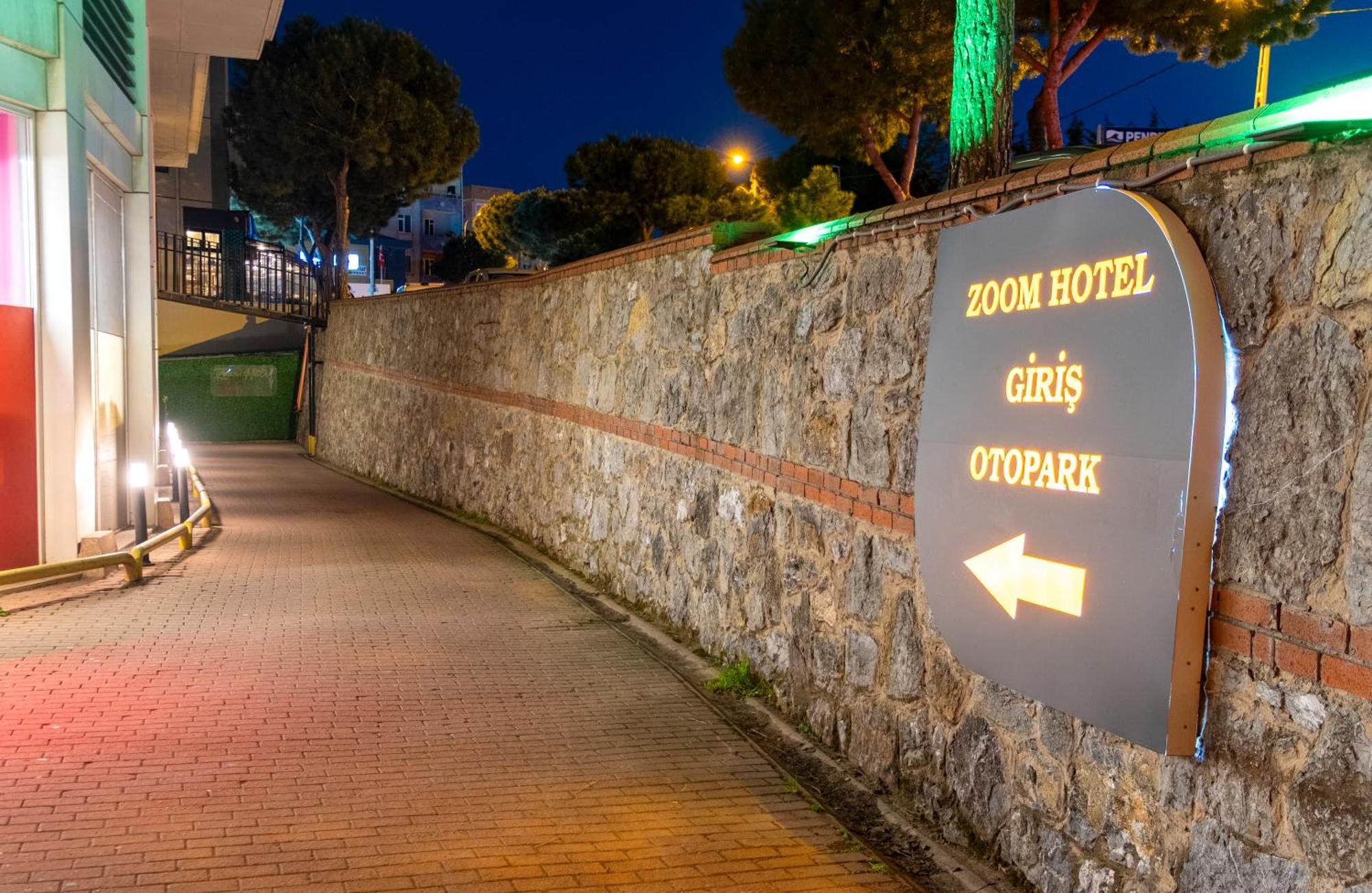 Zoom Hotel Istanbul Bagian luar foto