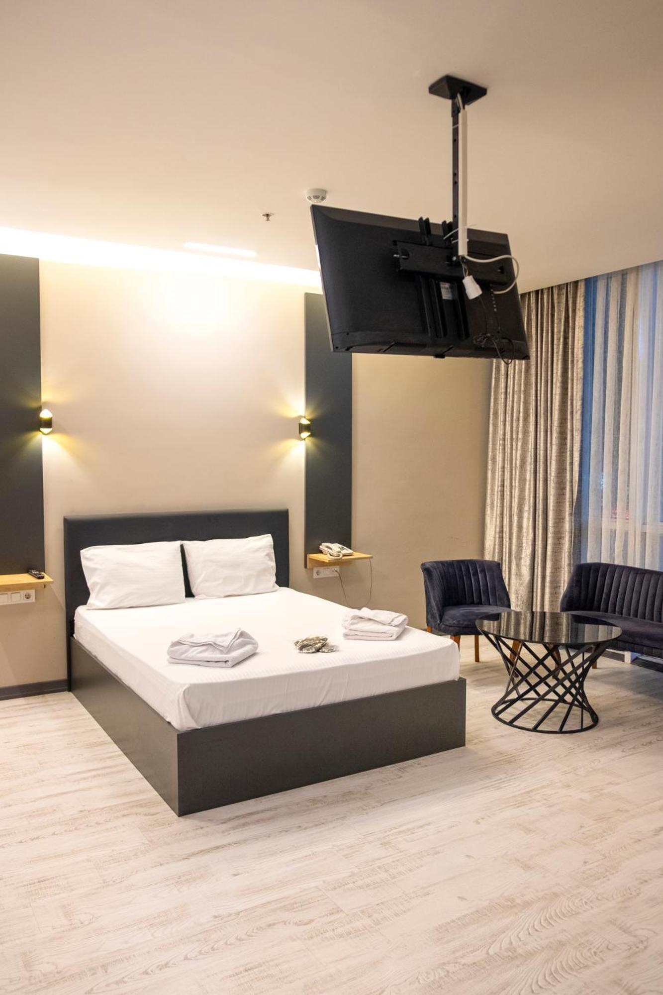 Zoom Hotel Istanbul Bagian luar foto