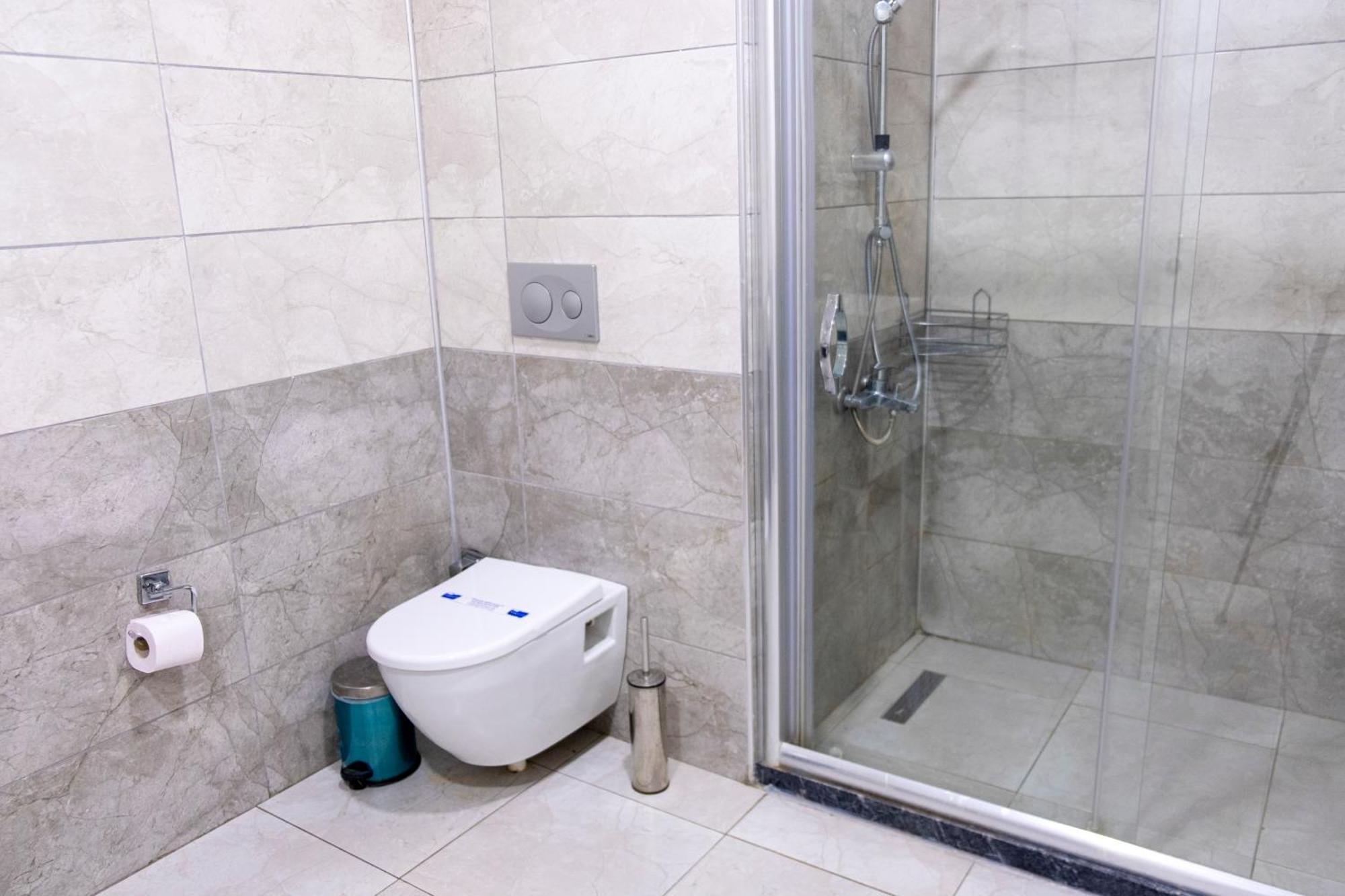 Zoom Hotel Istanbul Bagian luar foto